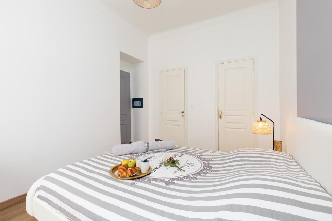 2 Rooms Apartment, Near The Sea And Local Market Cannes Exterior photo